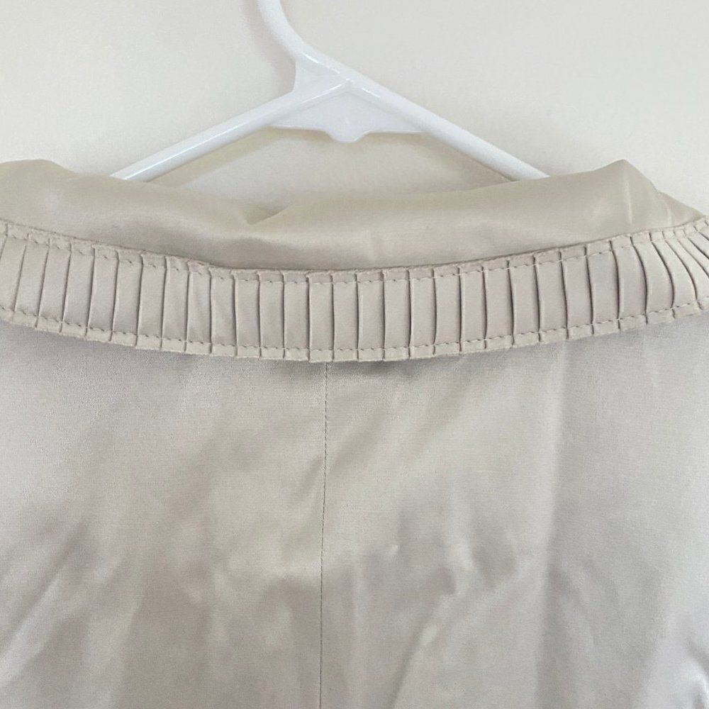 NWT Loft Pleated Collar and Sleeve Jacket Beige Size 16 - Picture 7 of 7
